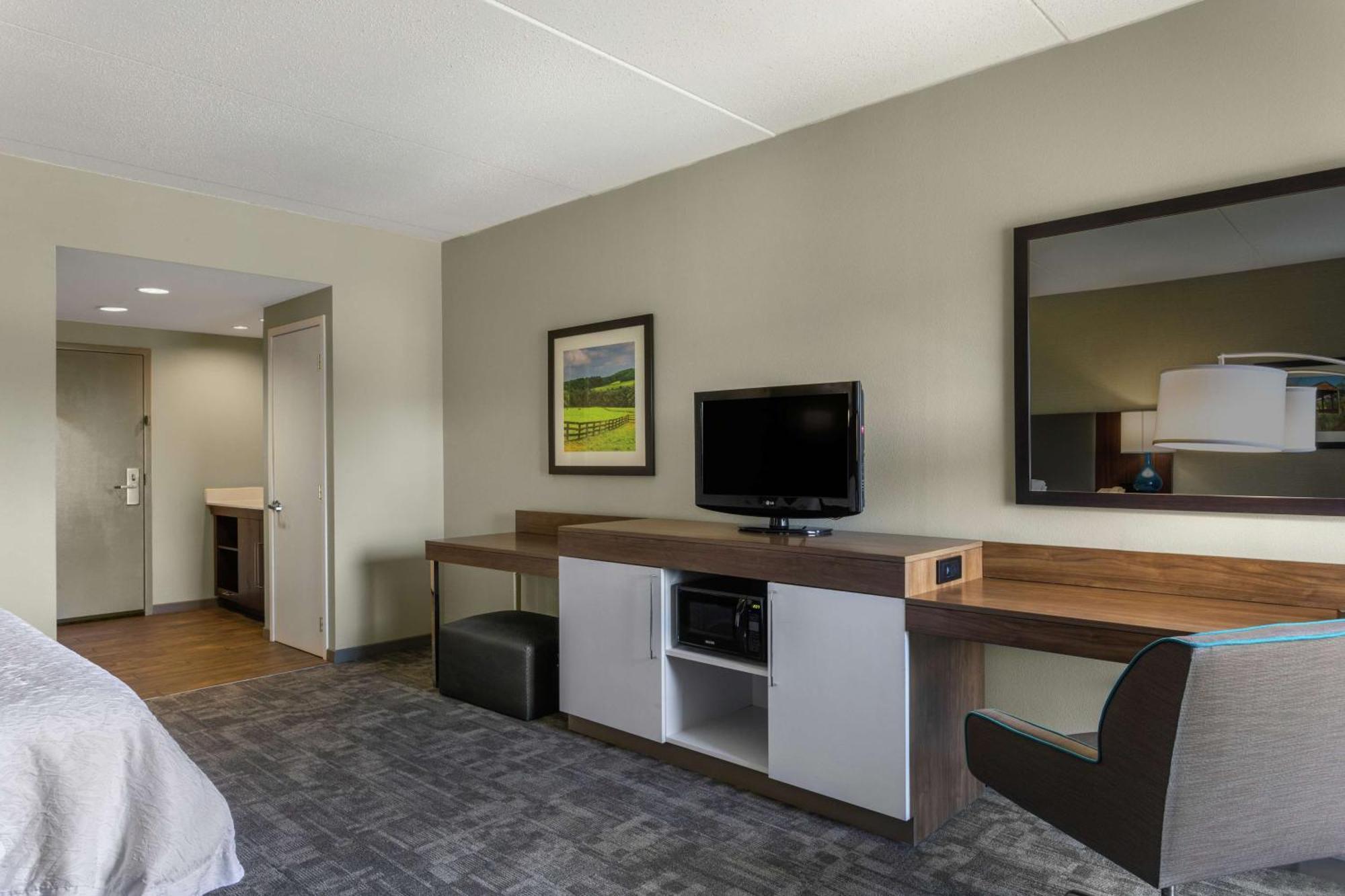Hampton Inn Μπέντφορντ Εξωτερικό φωτογραφία