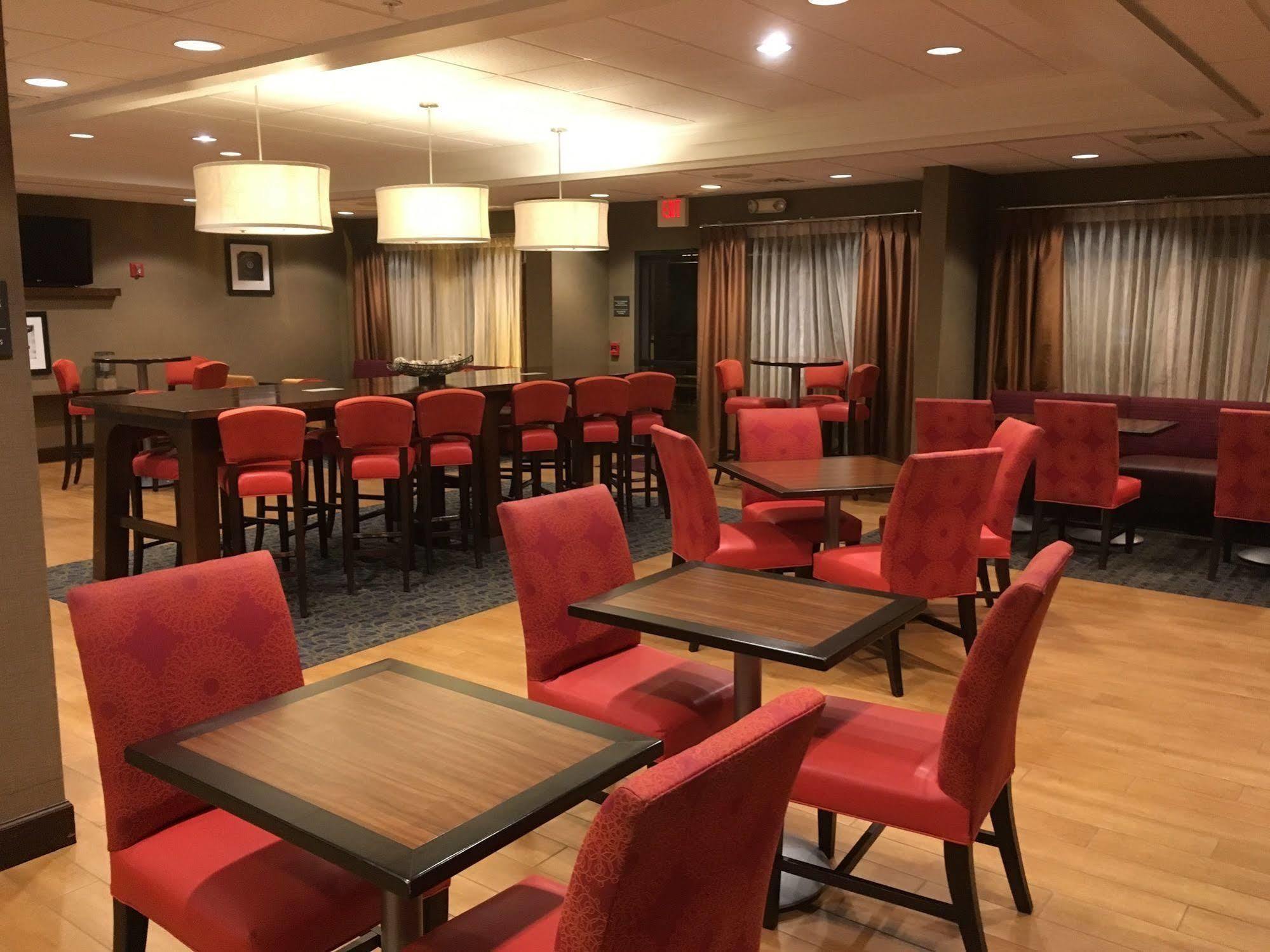 Hampton Inn Μπέντφορντ Εξωτερικό φωτογραφία